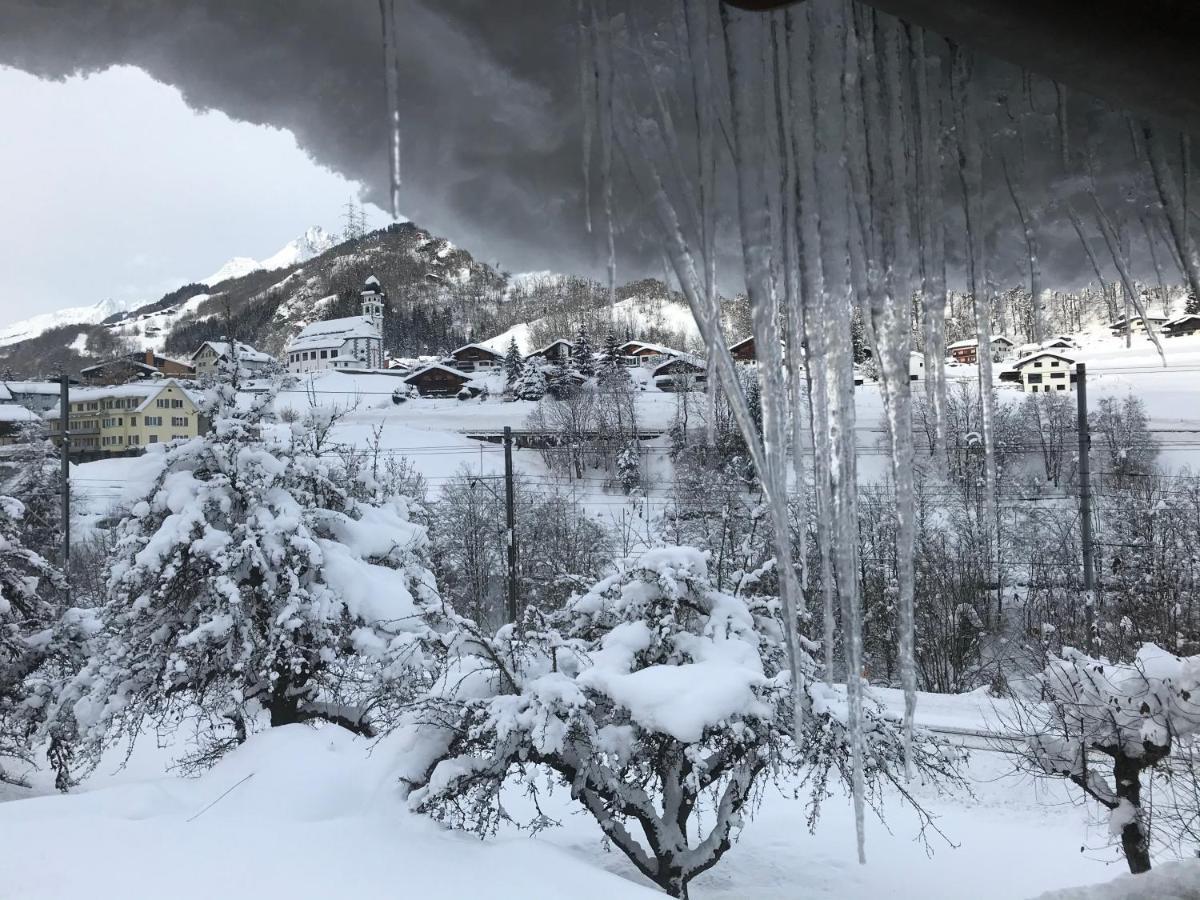 Ustria Crusch Alva Bed & Breakfast Tavanasa Dış mekan fotoğraf
